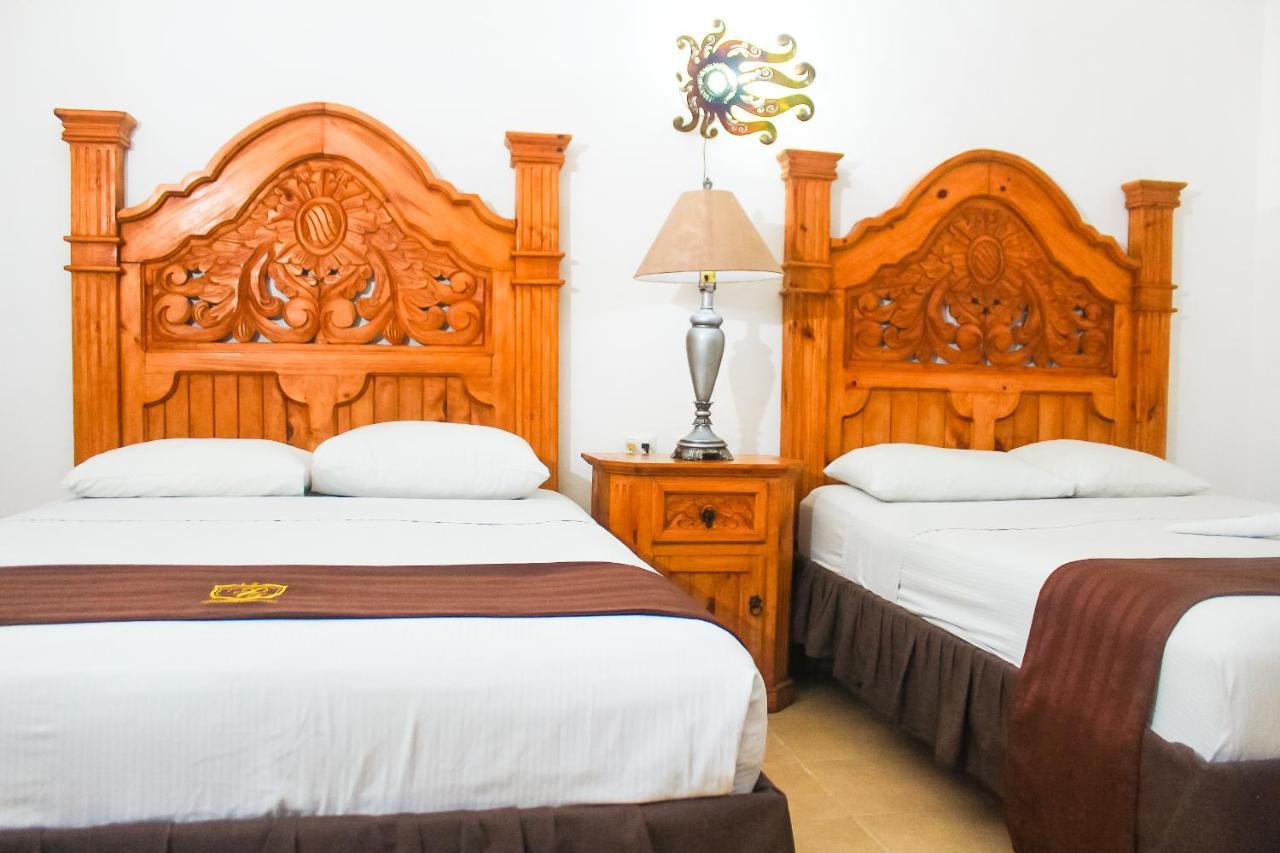 Palacio Canton Hotel - Valladolid Valladolid  Eksteriør billede